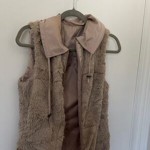 CAbi Reversible Plush Hooded Faux-Shearling Vest in Taupe